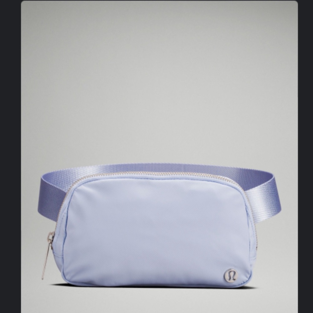 Everywhere Belt Bag 1L	
Pastel Blue